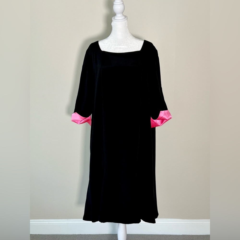 VTG ~ Peggy Jennings ~ Couture ~ BLACK & PINK SILK LINED CROP DRESS 🖤🩷